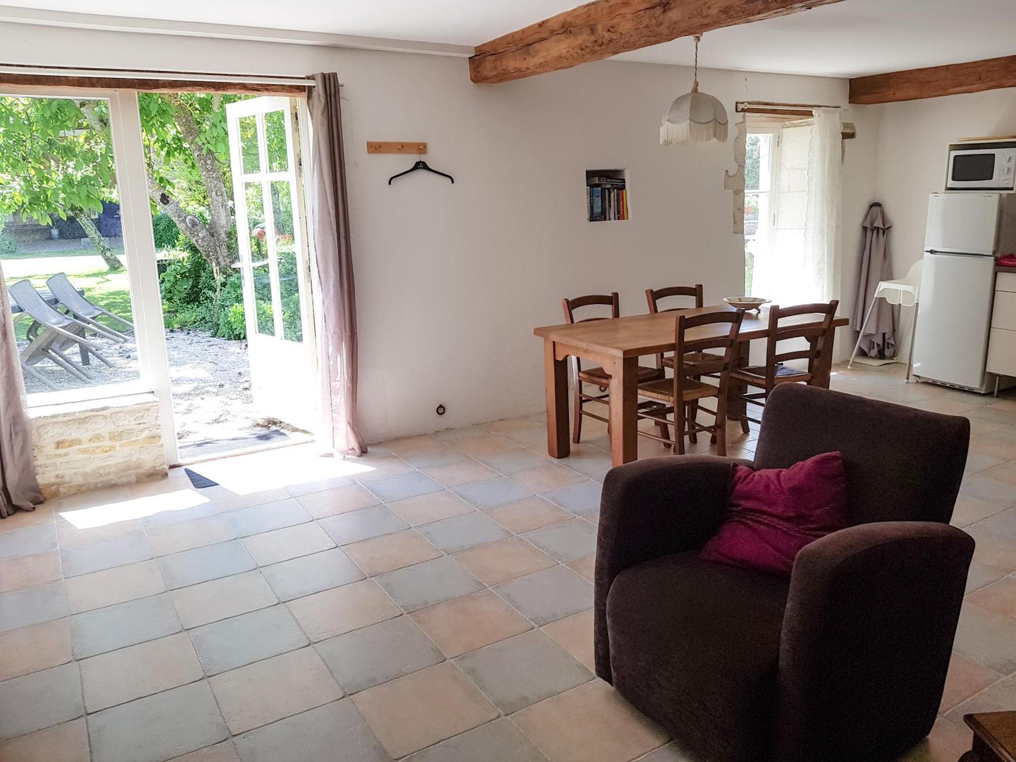 Domaine De Chantageasse Asnieres-la-Giraud Ruang foto